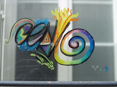 photo graffiti Paris 20eme arrondissement